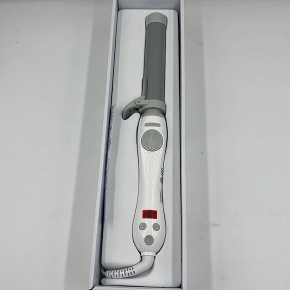 Beachwaver S1.25 Rotating Curling Iron Open Box Gently used look New - Picture 2 of 4